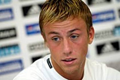 Guti face