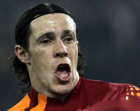 rodrigo taddei face