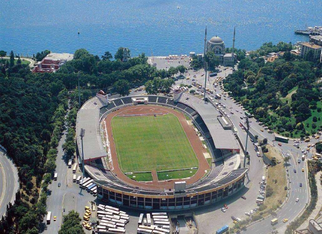 İnn Stadı BJK