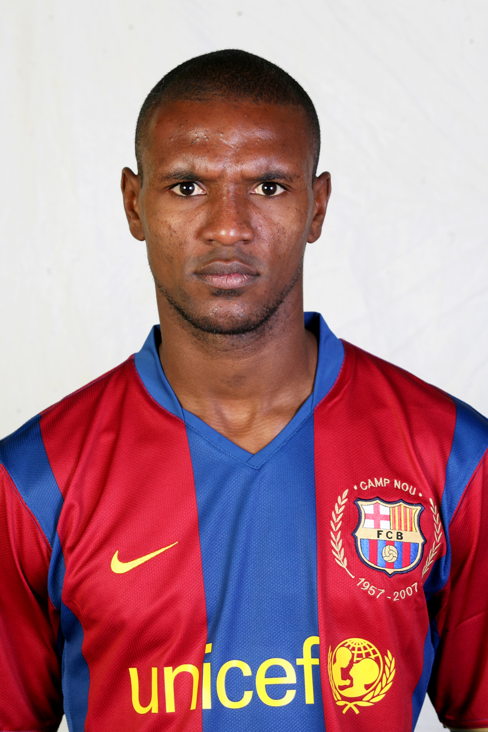 Abidal face 1